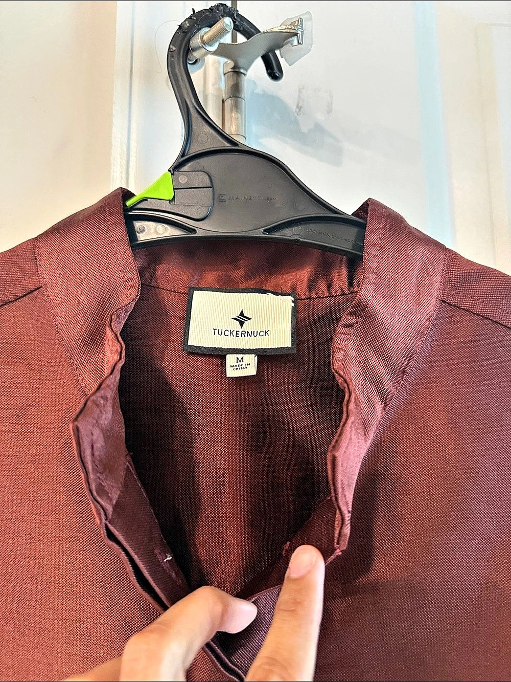 TuckerNuck Short Sleeve Utility Jacket Burgundy Medium - Picture 4 of 7